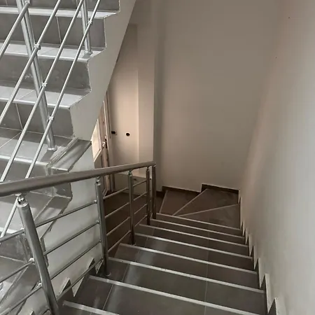 Central3 Apartment *